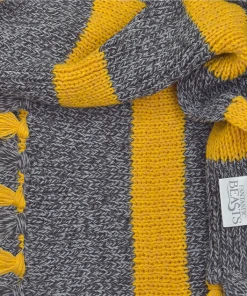 Warner Bros Vintage Hufflepuff Scarf